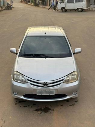 TOYOTA ETIOS 1.5 XS SEDAN 16V FLEX 4P MANUAL TOYOTA ETIOS 1.5 XS SEDAN 16V FLEX 4P MANUAL